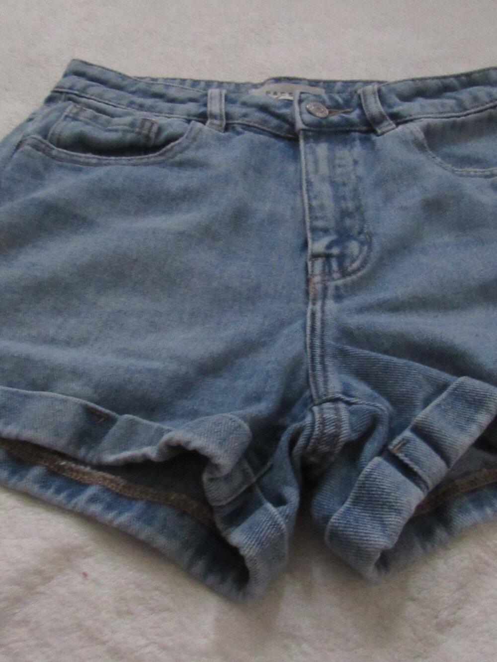 PacSun Mom Short Shorts  Size 25  USED